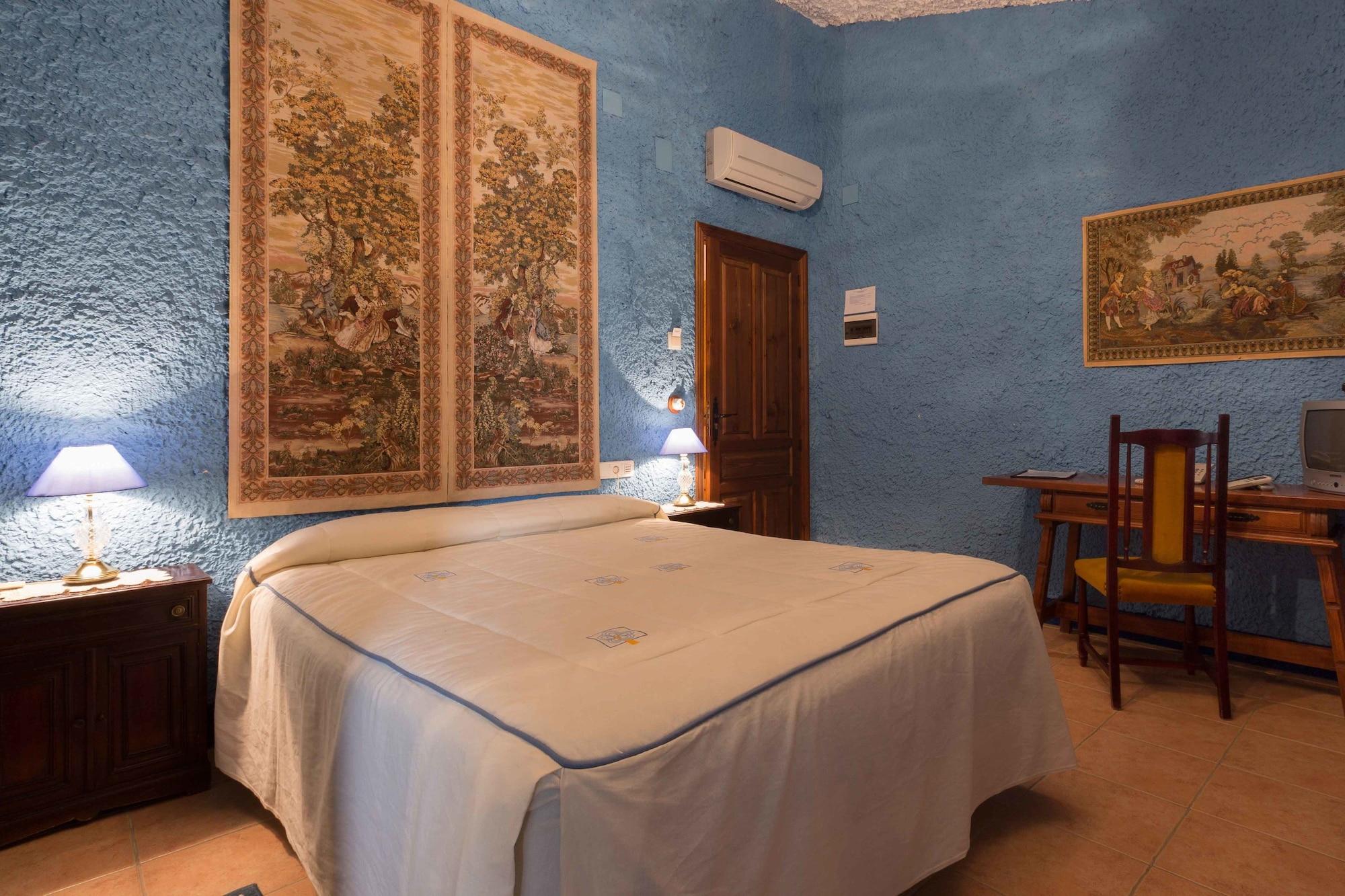 Palacio Guzmanes 3* Banos De La Encina